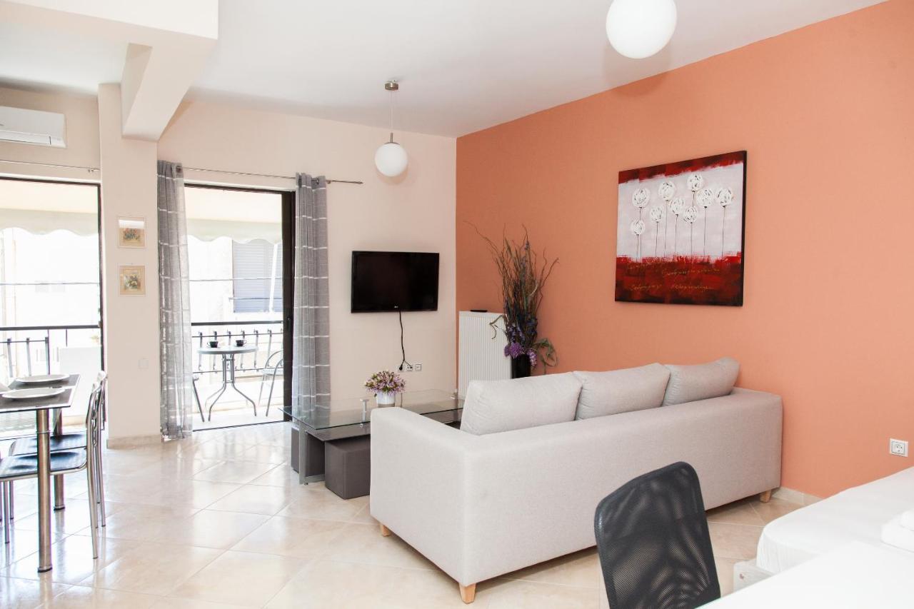 Great Apartment In بيرايوس المظهر الخارجي الصورة