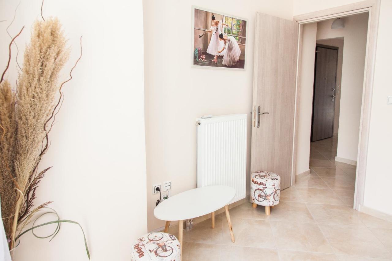 Great Apartment In بيرايوس المظهر الخارجي الصورة