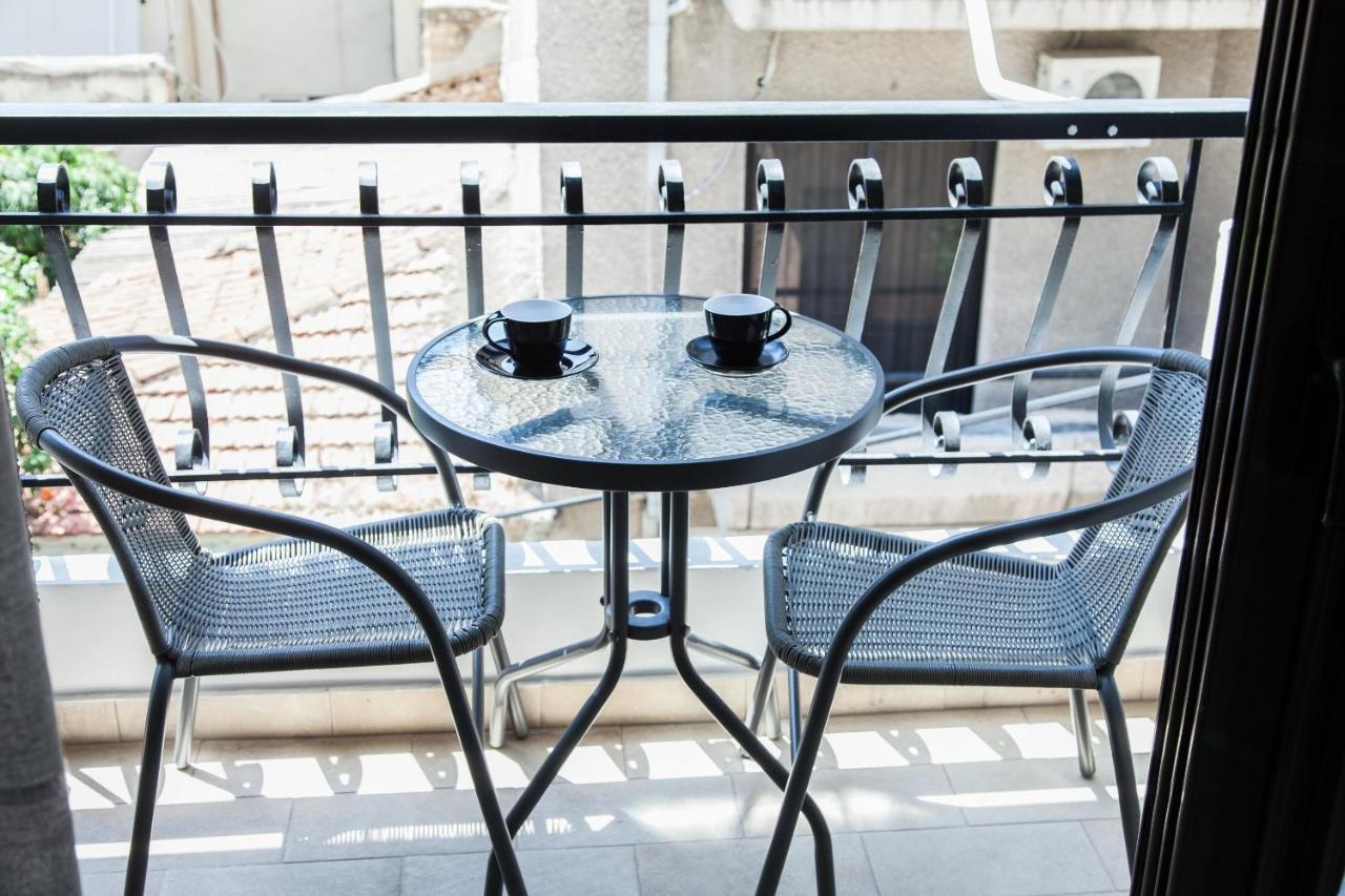 Great Apartment In بيرايوس المظهر الخارجي الصورة